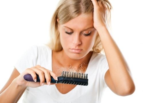 Telogen Effluvium - What Is It, What Causes It & Solutions