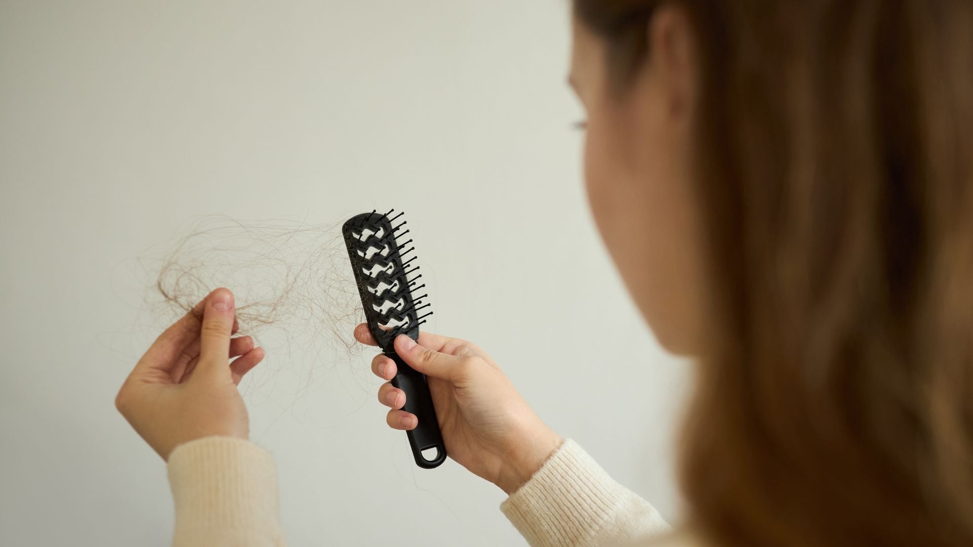 Ozempic® and hair loss: why it happens and how Gro can help